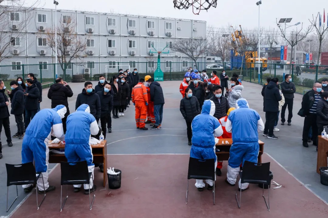 设备公司自主开展全员核酸检测，为生产经营保驾护航